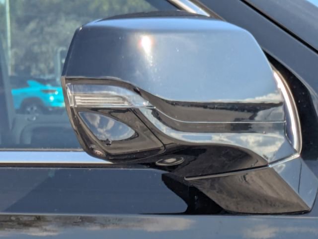 Certified 2024 GMC Yukon XL Denali w/ Advanced Technology Package image 11