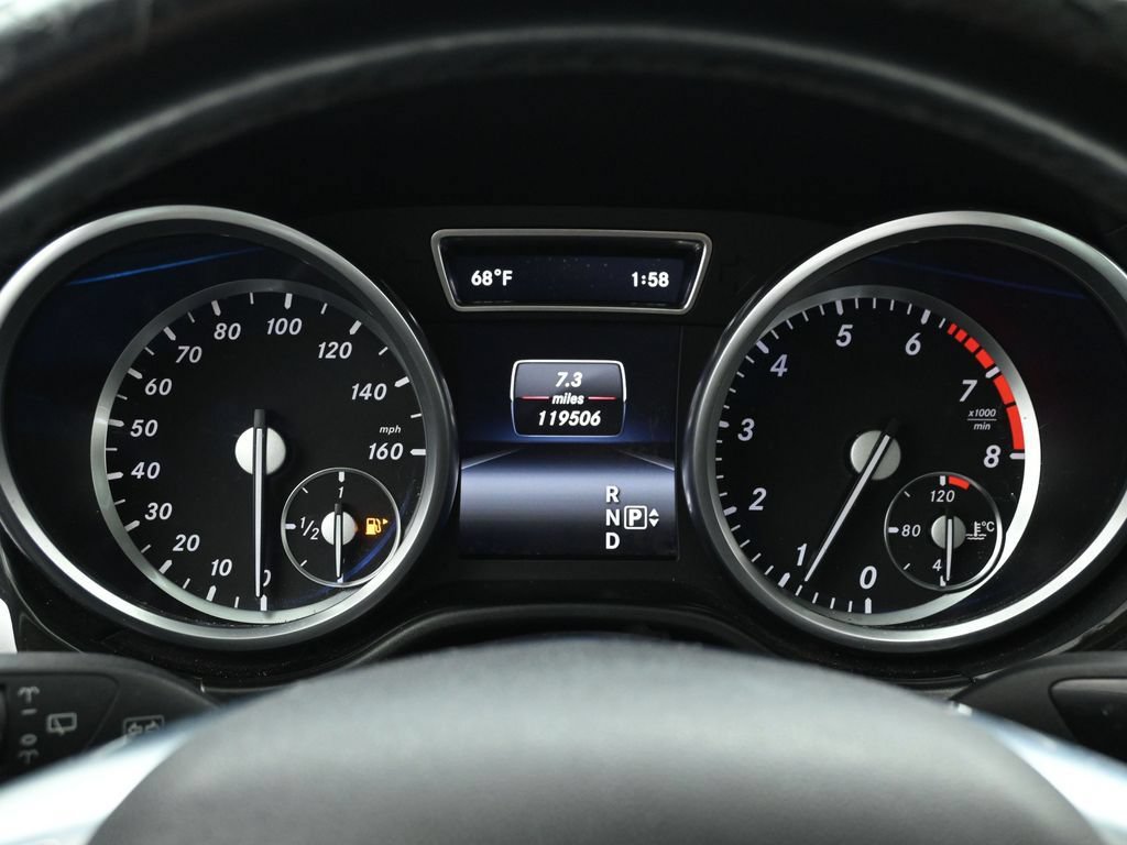 Used 2016 Mercedes-Benz GL 450 4MATIC w/ Premium I Package image 31