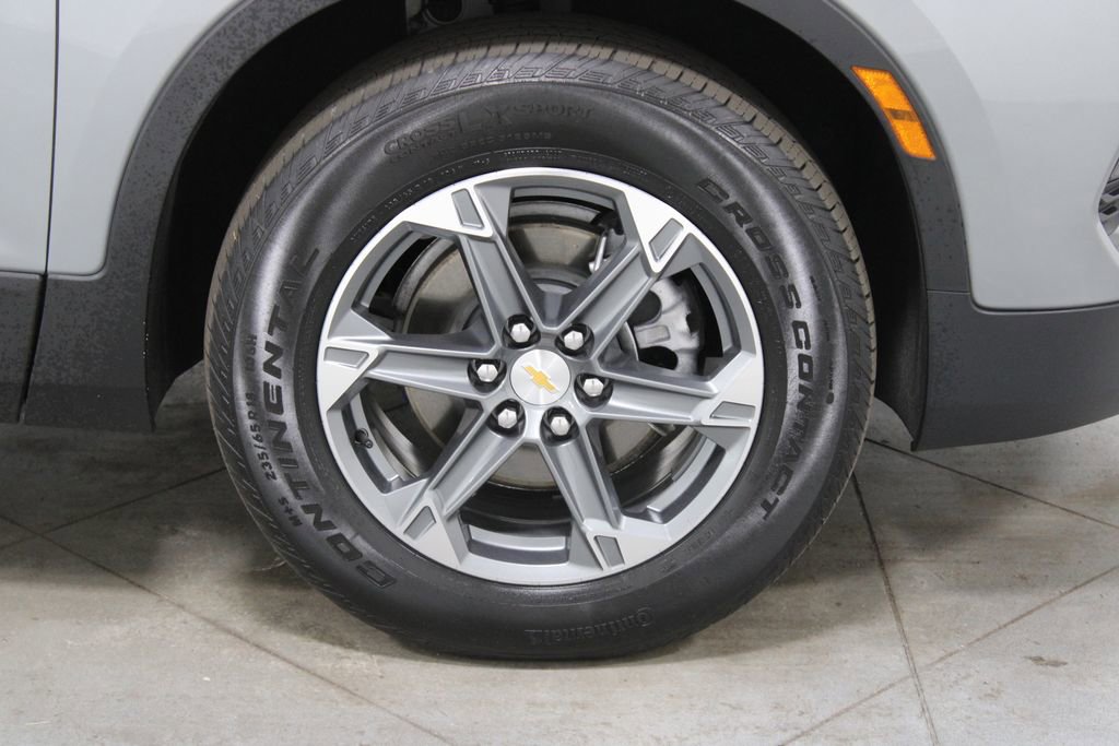 Used 2025 Chevrolet Blazer LT image 12