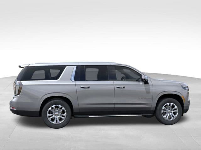 New 2026 Chevrolet Suburban LT AWD/4WD image 5