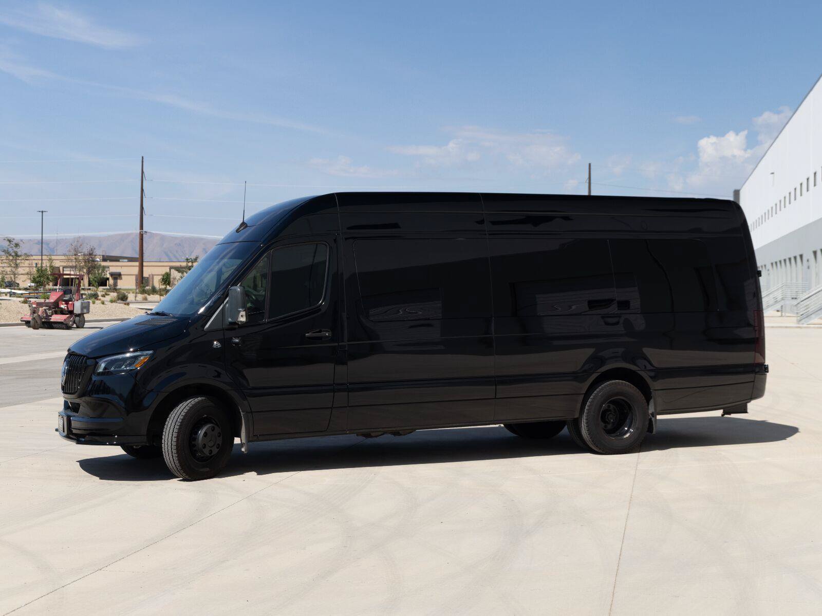 Used 2019 Mercedes-Benz Sprinter 3500 image 5