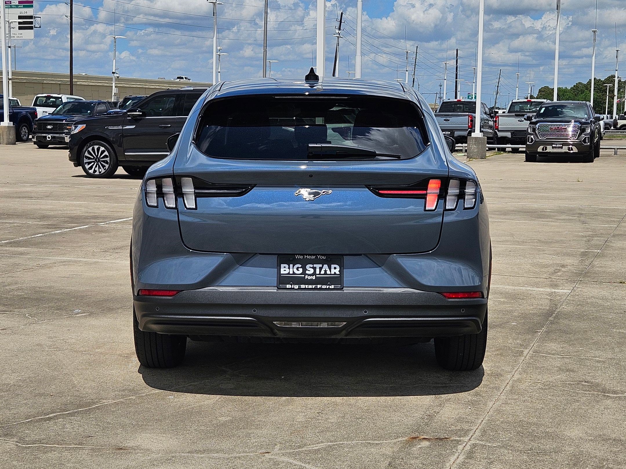 Used 2023 Ford Mustang Mach-E Select image 5