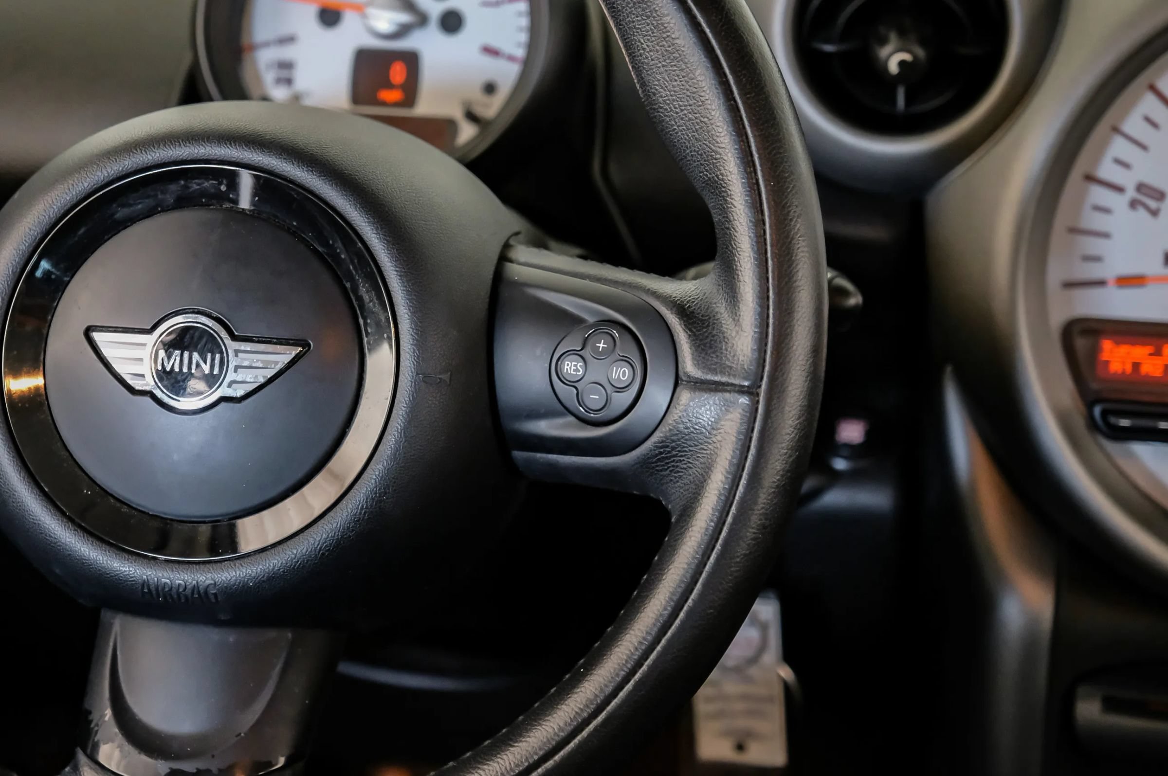 Used 2012 MINI Cooper Countryman S FWD image 16