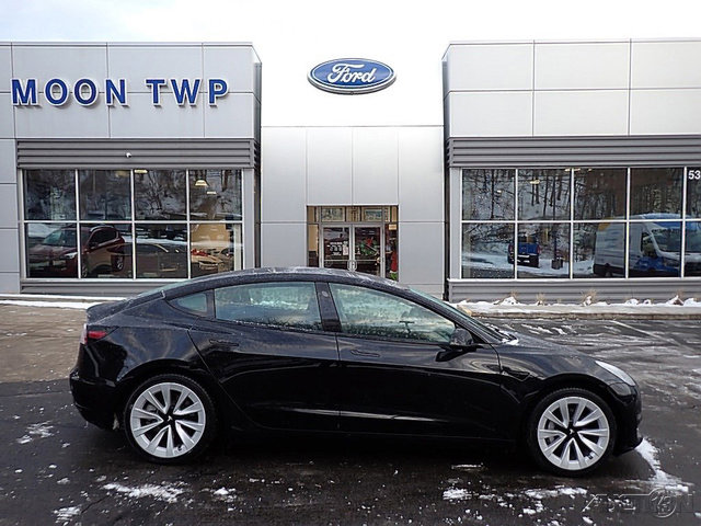Used 2023 Tesla Model 3 Standard Range video 1