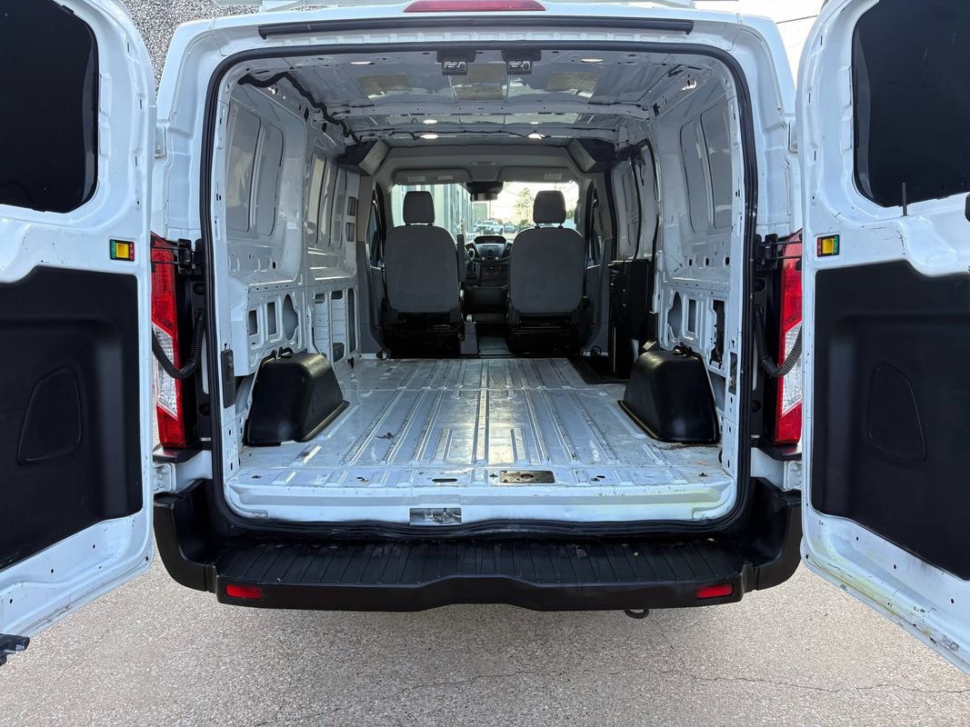 Used 2019 Ford Transit 150 130 Low Roof RWD image 24