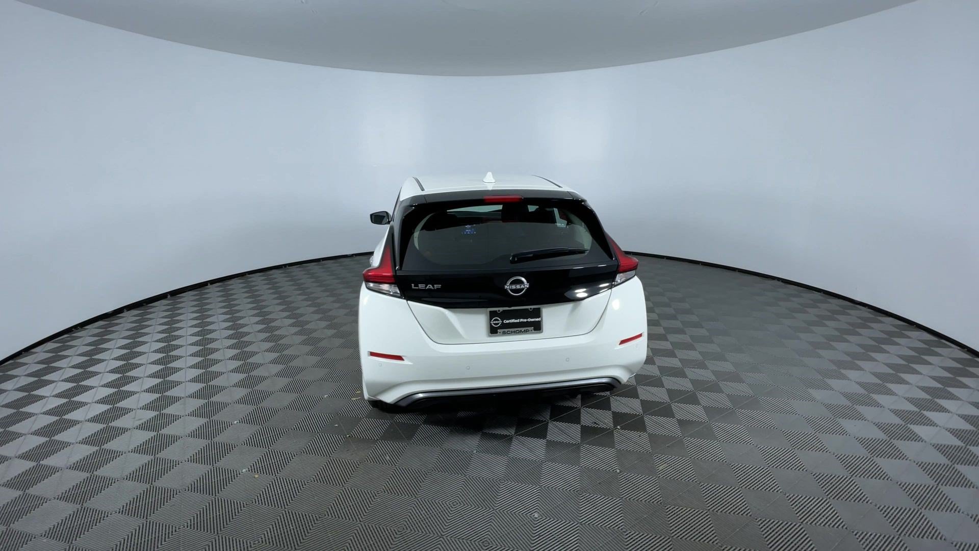 Certified 2025 Nissan Leaf S FWD image 7