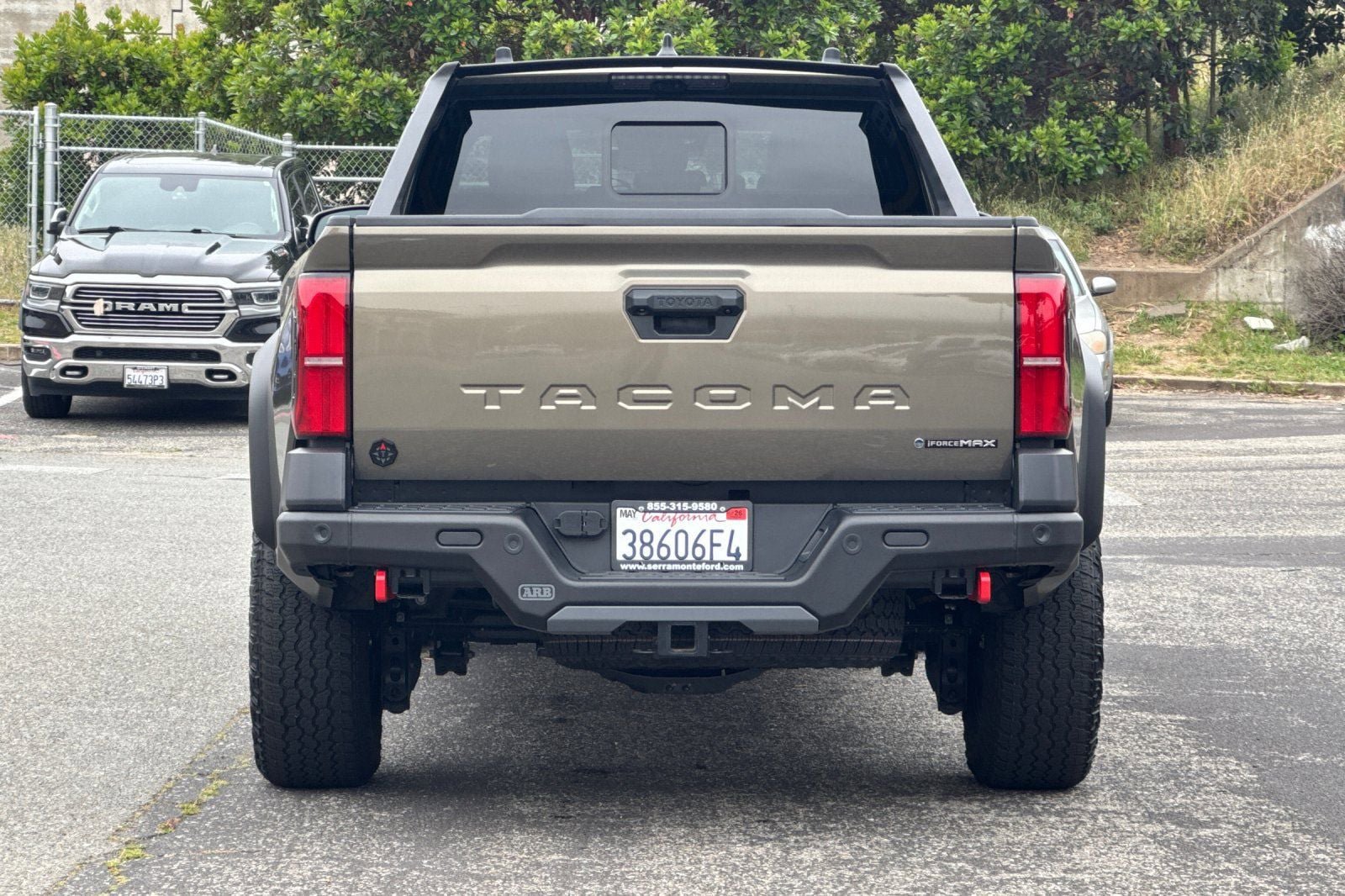 Used 2025 Toyota Tacoma 4x4 Double Cab Hybrid w/ Tow Tech Package image 6