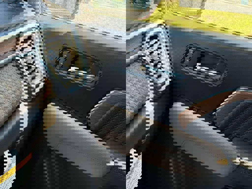 New 2026 GMC Canyon Denali image 33