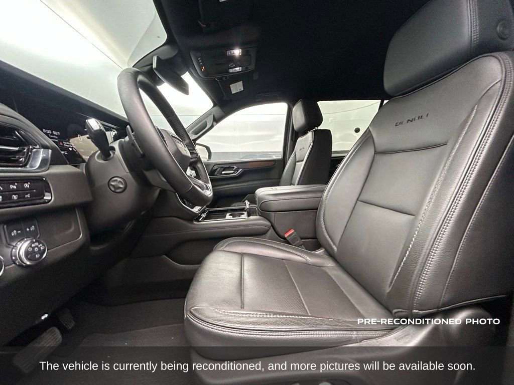 Used 2025 GMC Yukon Denali image 11