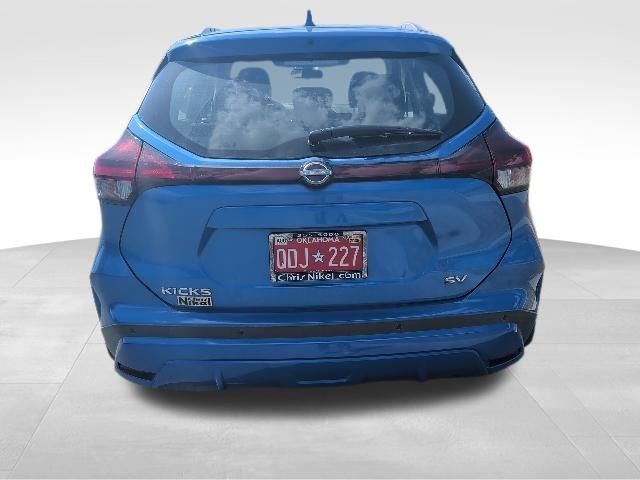 Used 2023 Nissan Kicks SV FWD image 4