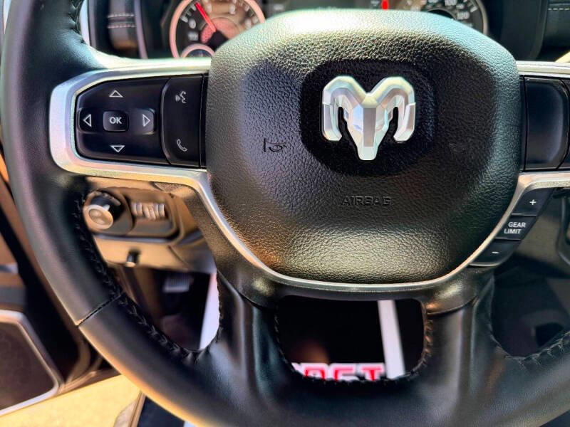 Used 2024 RAM 2500 Laramie w/ Night Edition image 24