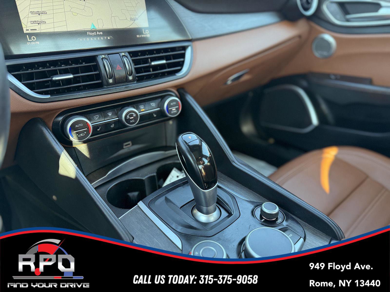 Used 2019 Alfa Romeo Giulia Ti w/ Quick Order Package 22X Lusso image 32