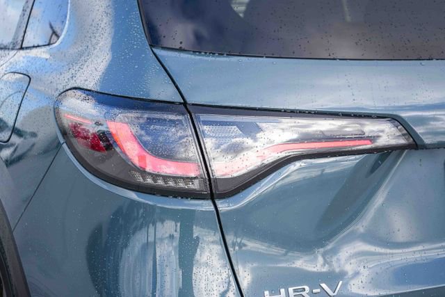 Certified 2025 Honda HR-V Sport image 11