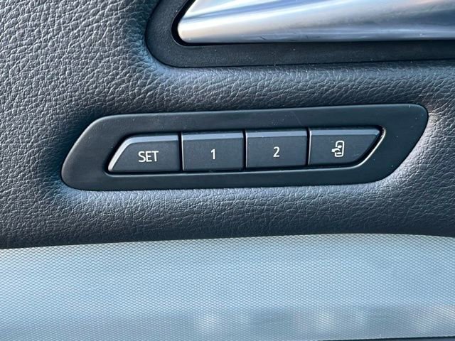 Used 2023 Cadillac XT4 Premium Luxury image 38