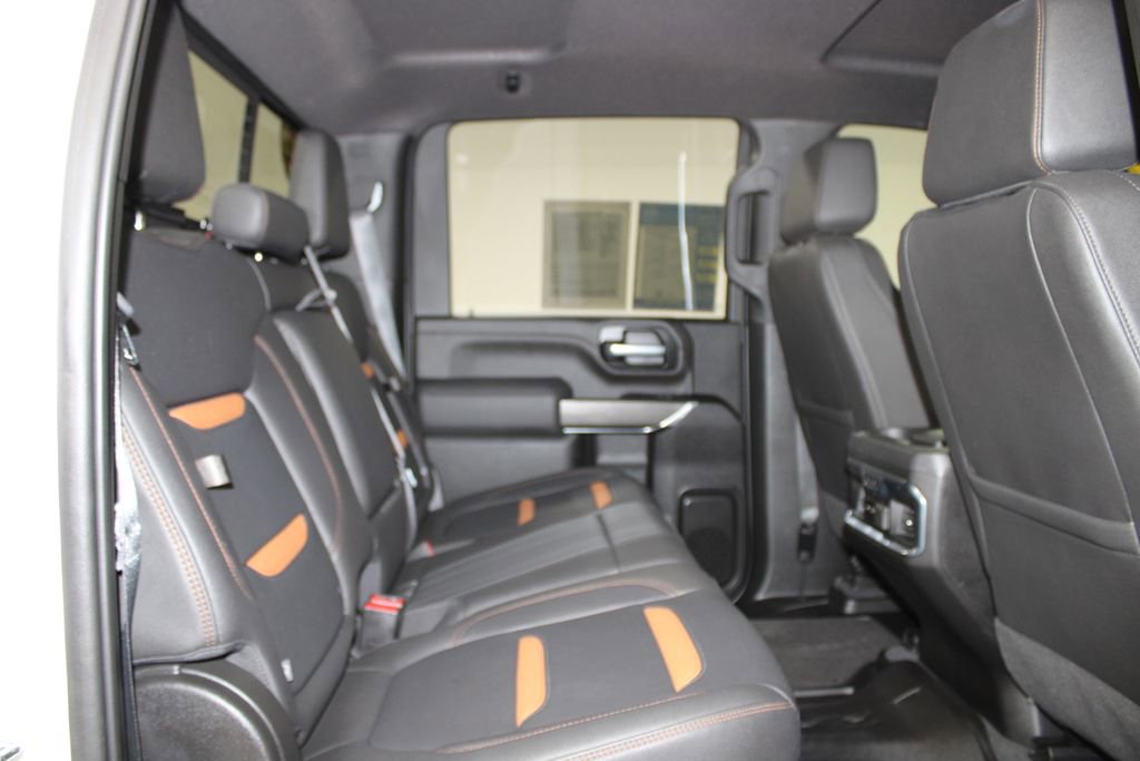 Used 2022 GMC Sierra 2500 AT4 w/ AT4 Preferred Package AWD/4WD image 33