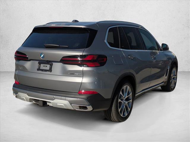 New 2026 BMW X5 xDrive50e w/ Climate Comfort Package image 2