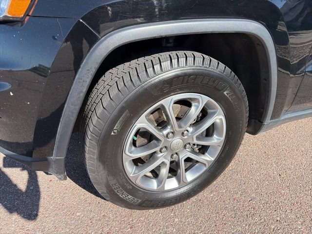Used 2017 Jeep Grand Cherokee Limited w/ Trailer Tow Group IV AWD/4WD image 4