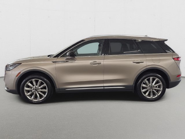Used 2020 Lincoln Corsair AWD w/ Premium Package image 8