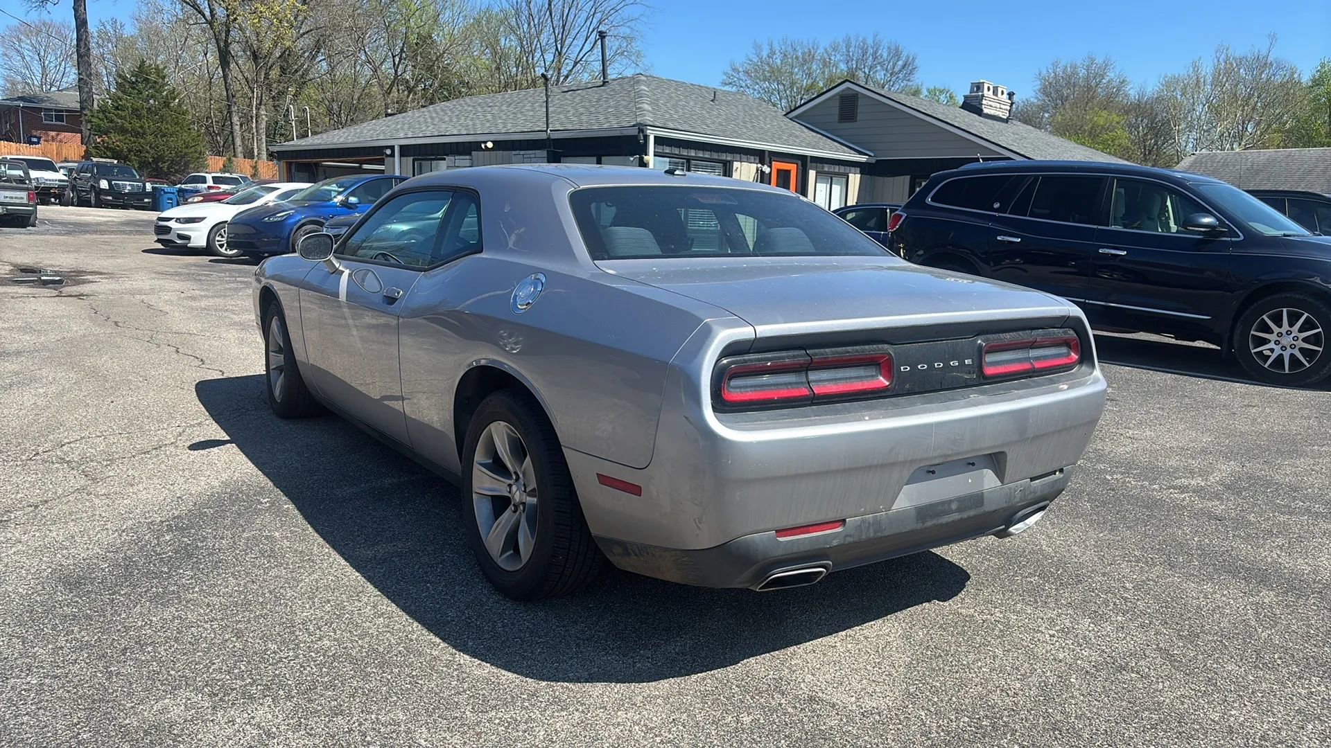 Used 2017 Dodge Challenger SXT image 3