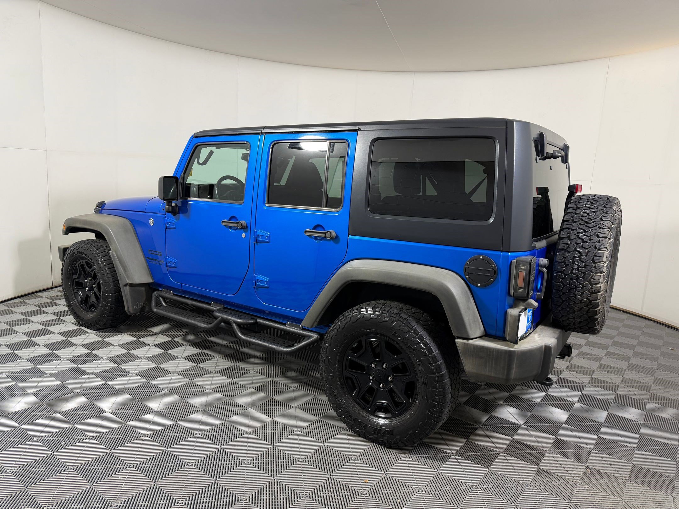 Used 2016 Jeep Wrangler Unlimited Sport w/ Quick Order Package 24S image 2