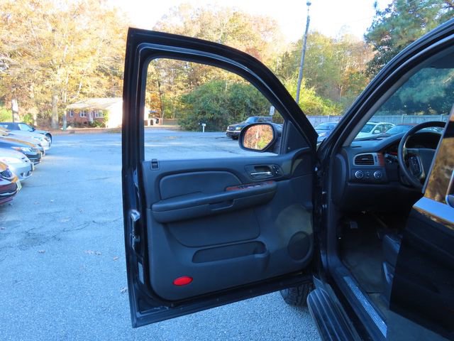 Used 2008 Chevrolet Avalanche LT w/ LT Preferred Equipment Group image 17