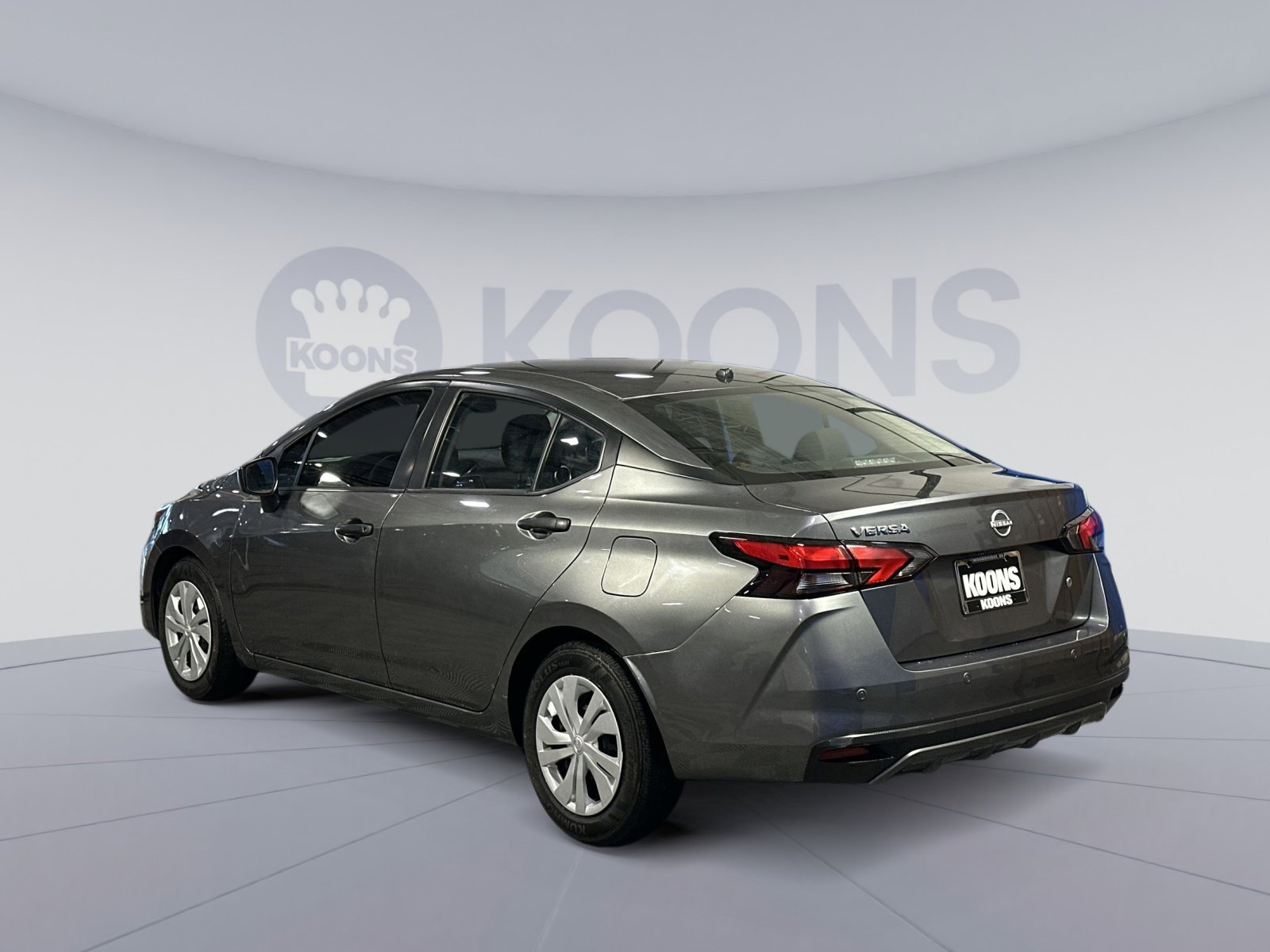 Used 2024 Nissan Versa S image 4