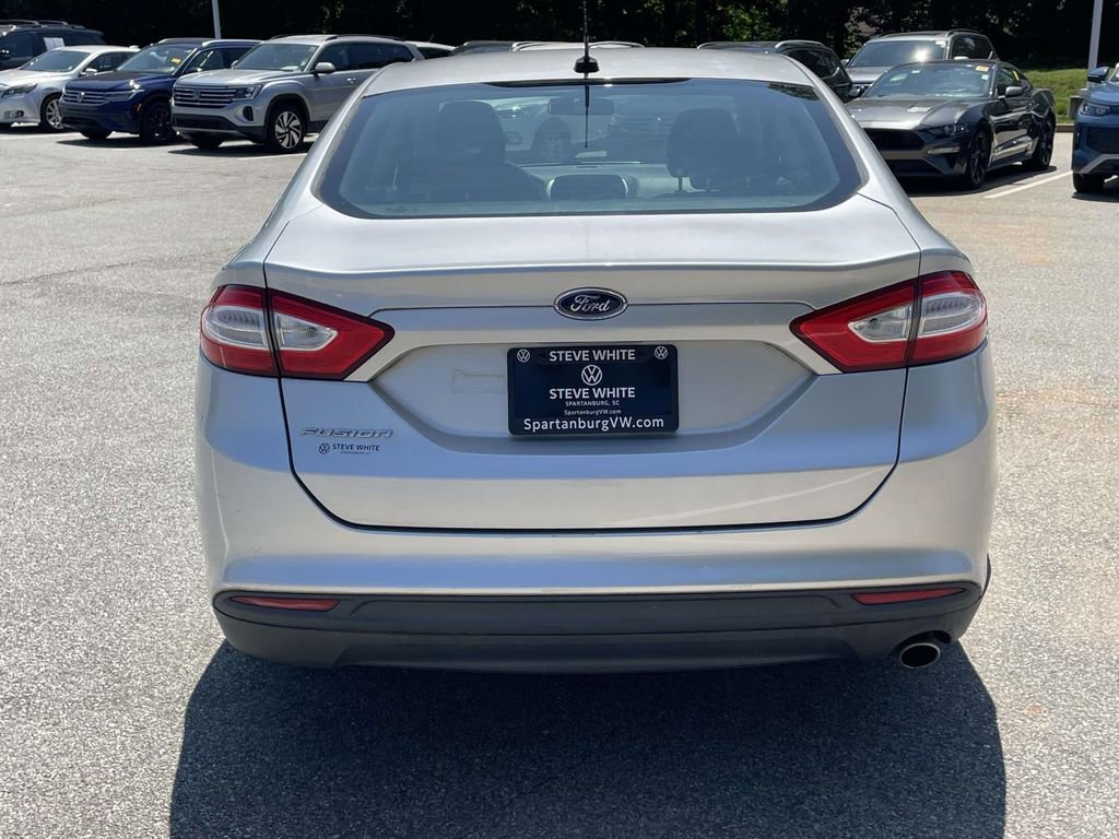 Used 2013 Ford Fusion S FWD image 5
