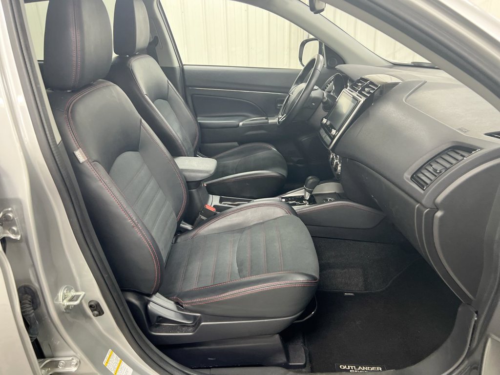 Used 2024 Mitsubishi Outlander Sport SE AWD/4WD image 21