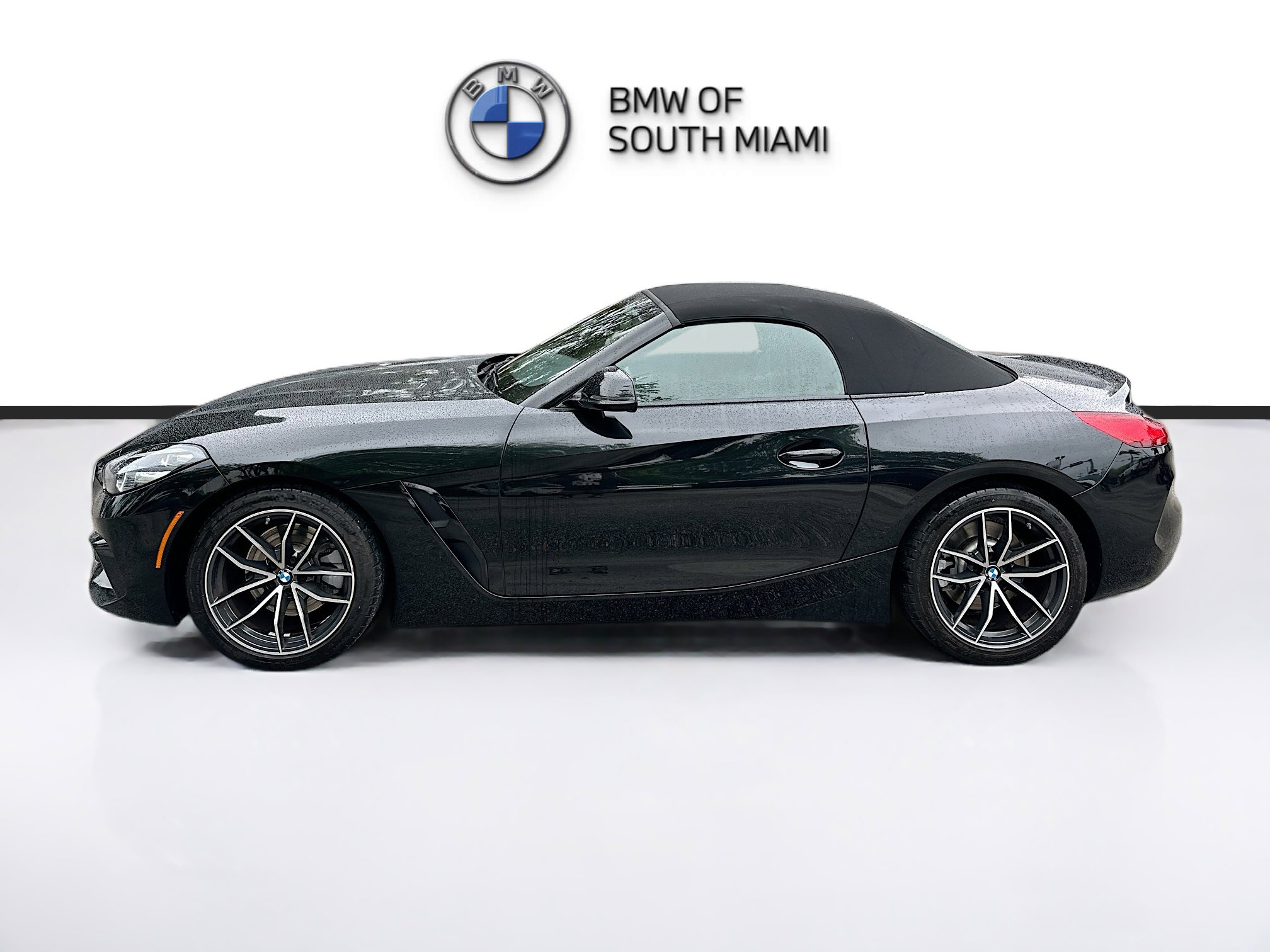 Certified 2022 BMW Z4 sDrive30i image 4