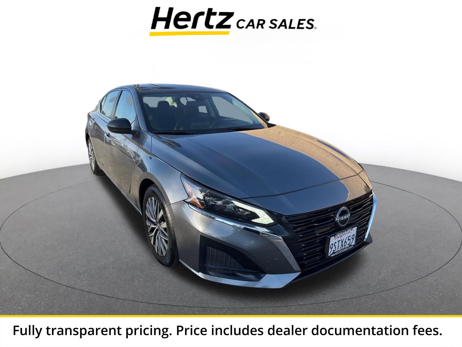 Used 2025 Nissan Altima 2.5 SV FWD image 1