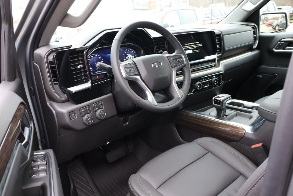 New 2026 Chevrolet Silverado 1500 LT Trail Boss w/ Safety Package image 15