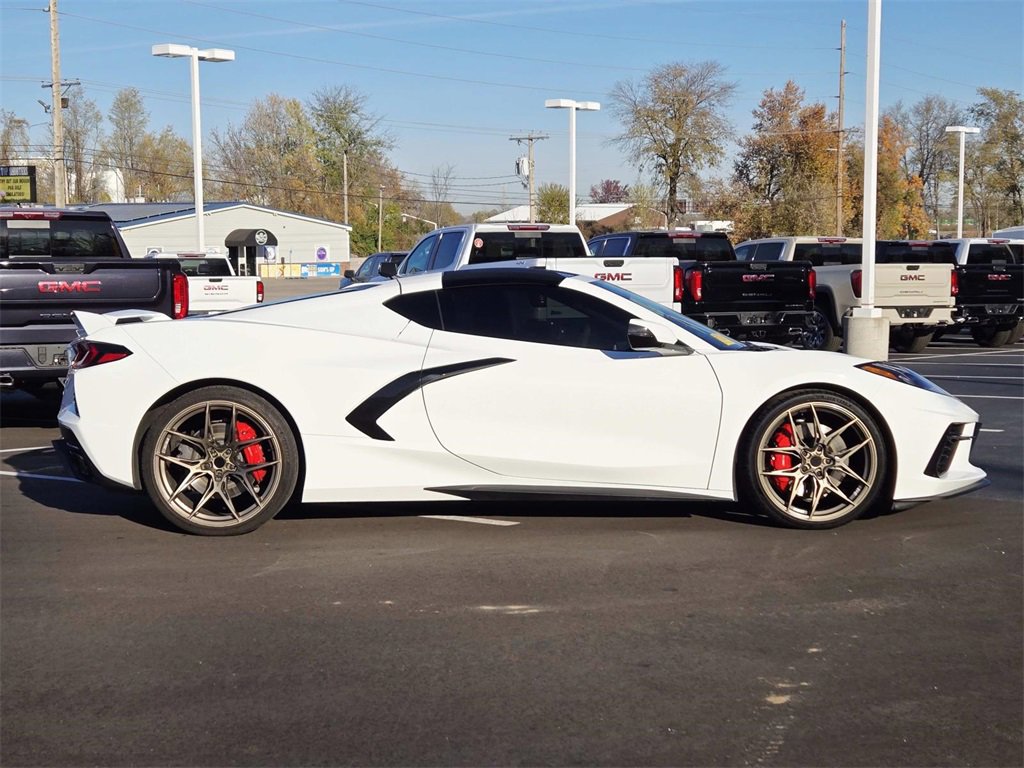 Used 2024 Chevrolet Corvette Stingray Preferred Cpe w/ Z51 Performance Package image 2