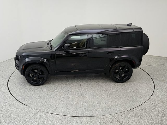 New 2026 Land Rover Defender 110 V8 AWD/4WD image 35