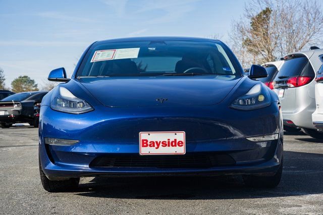 Used 2023 Tesla Model 3 Performance image 4