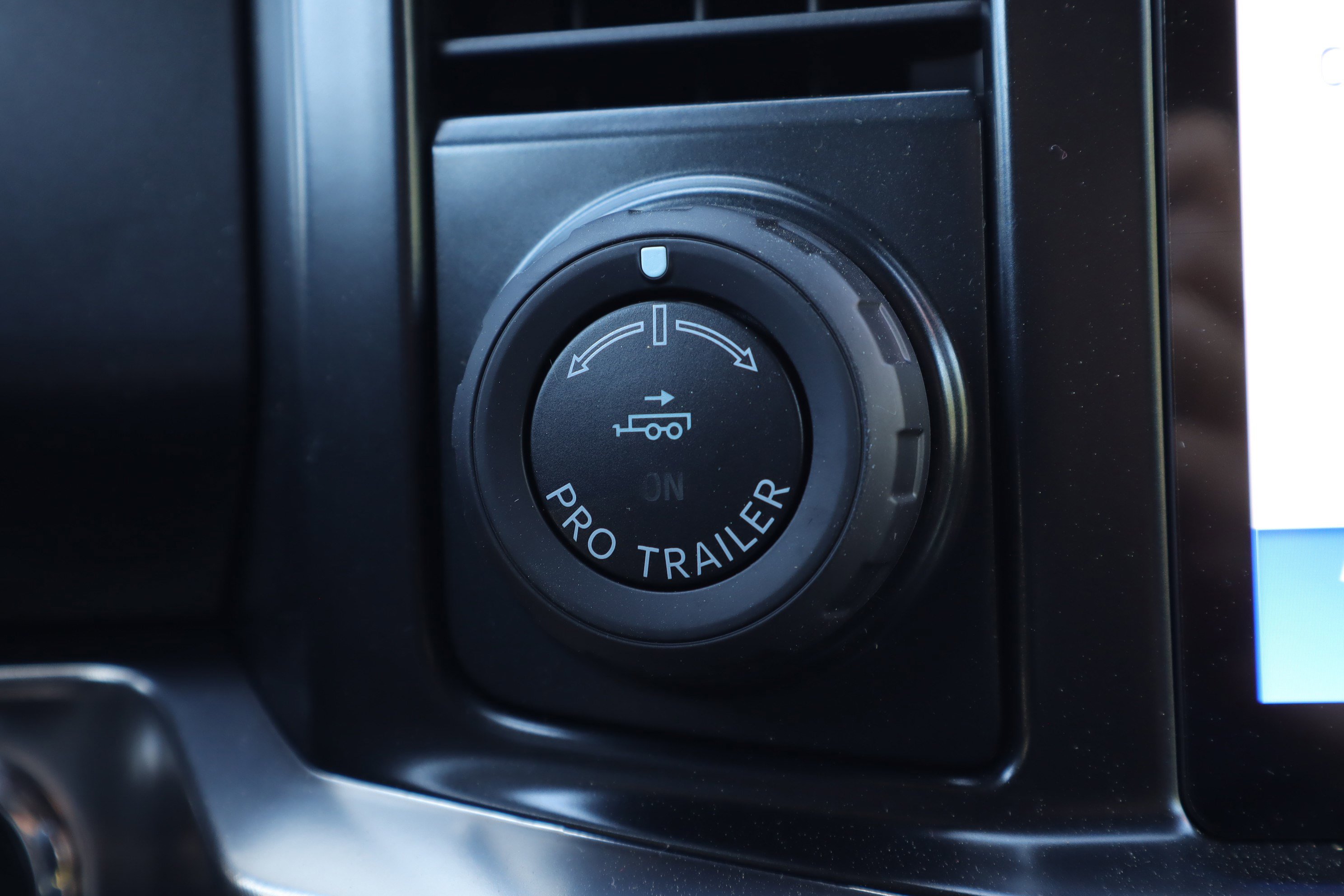 Used 2026 Ford F450 King Ranch w/ Chrome Package AWD/4WD image 27