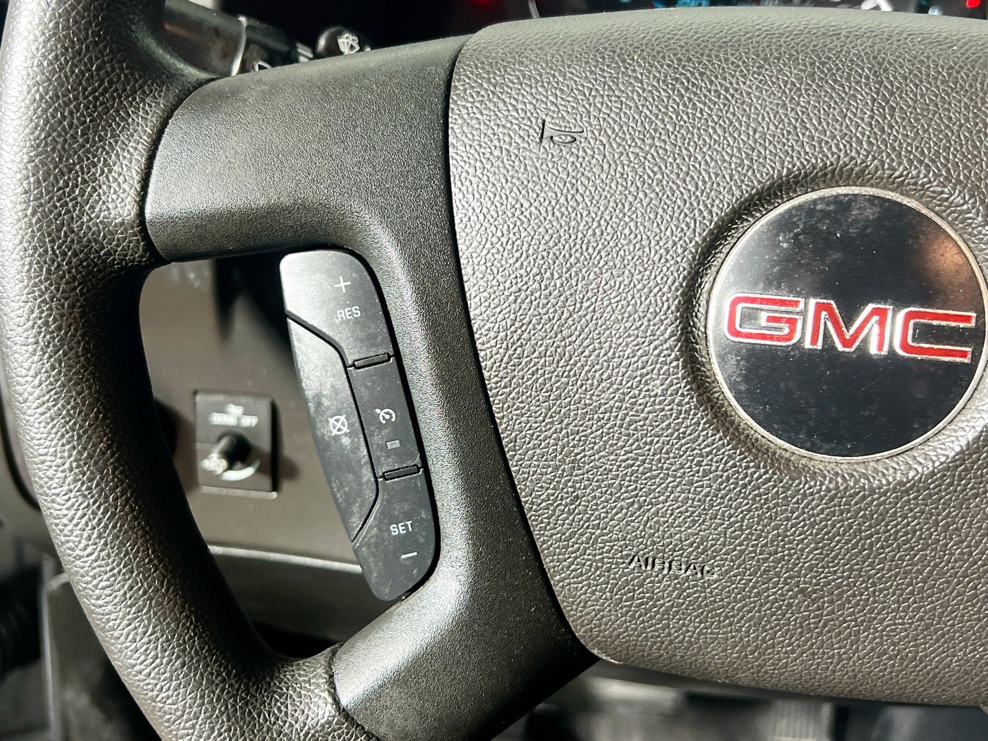 Used 2020 GMC Savana 2500 w/ Driver Convenience Package RWD image 17