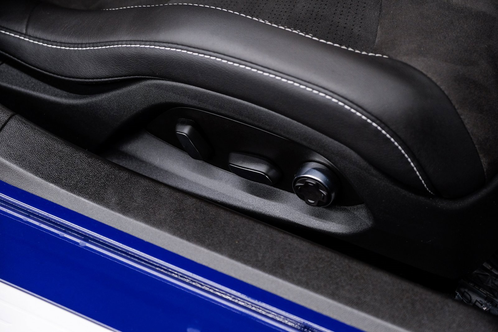 Used 2025 Chevrolet Corvette Z06 w/ Battery Protection Package image 41