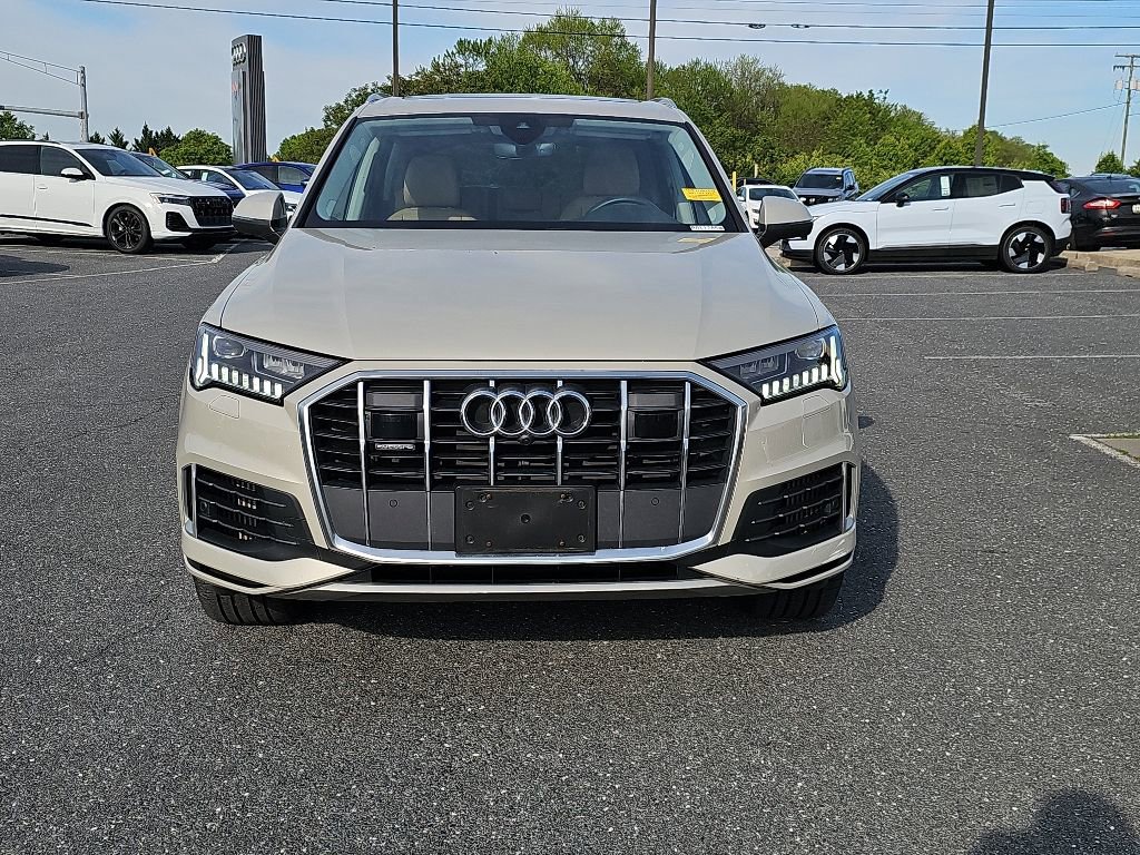 Used 2023 Audi Q7 3.0T Premium Plus w/ Premium Plus Package AWD/4WD image 17