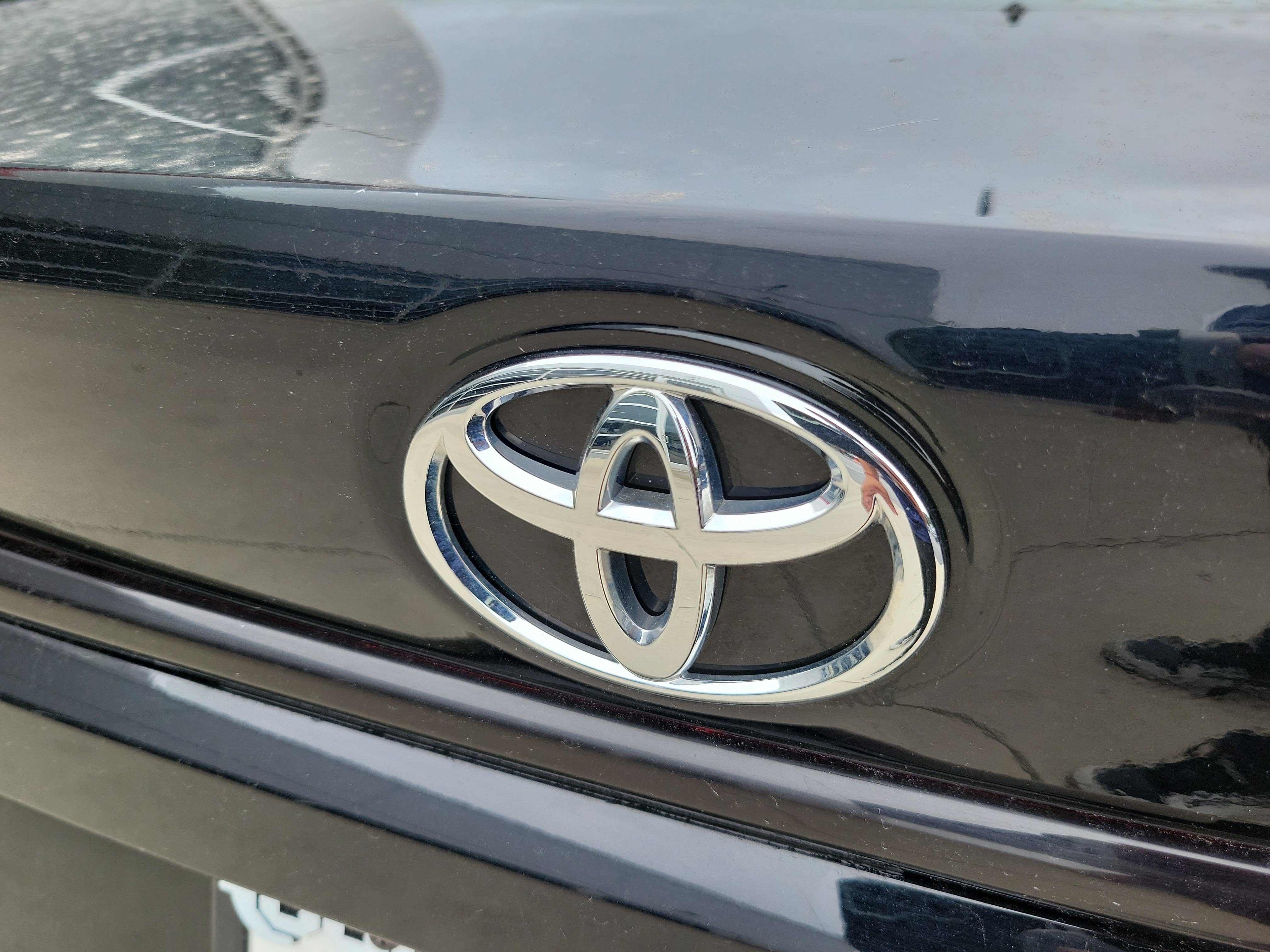 Certified 2024 Toyota Corolla LE FWD image 7