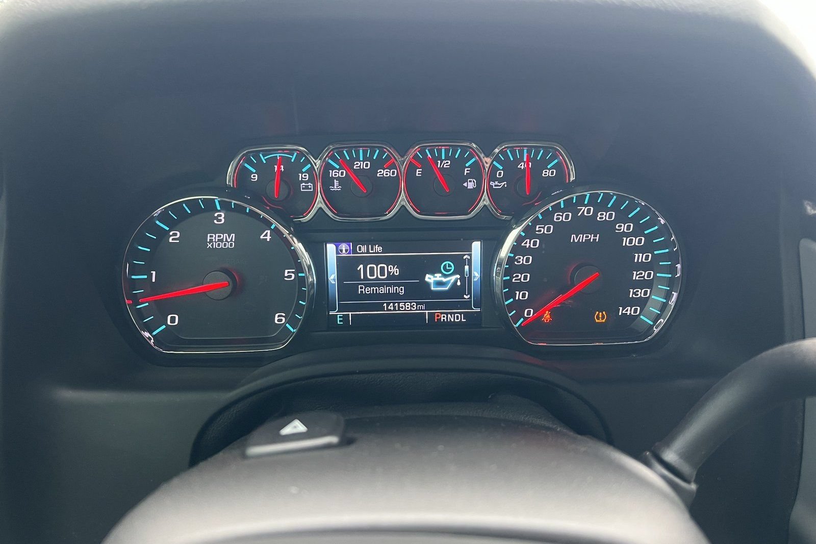 Used 2018 Chevrolet Suburban LT AWD/4WD image 26