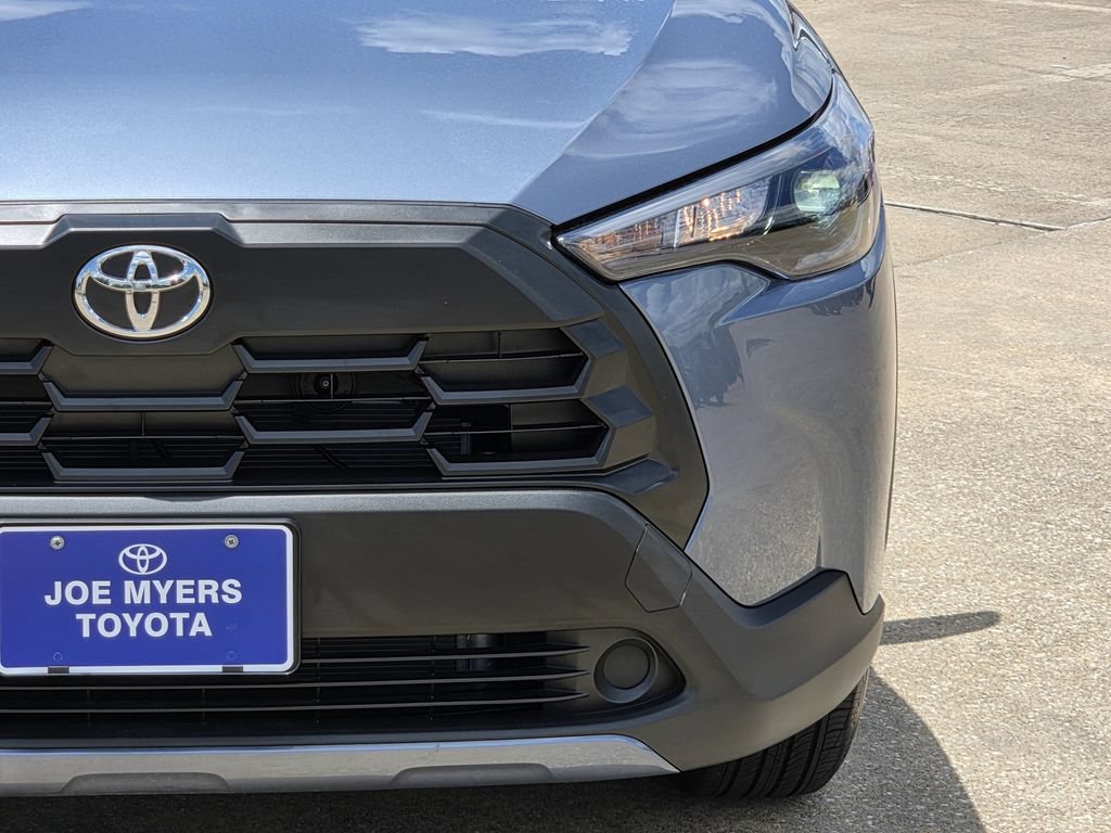 Used 2026 Toyota Corolla Cross L FWD image 4