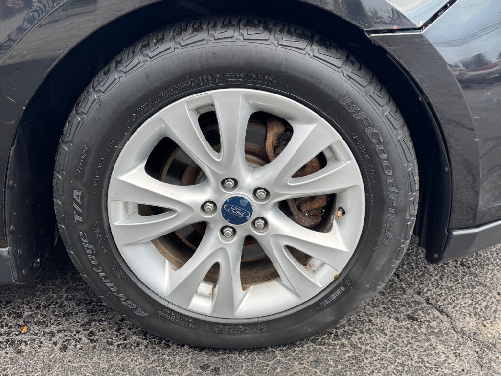 Used 2011 Ford Taurus SEL w/ 201A Rapid Spec Order Code image 12