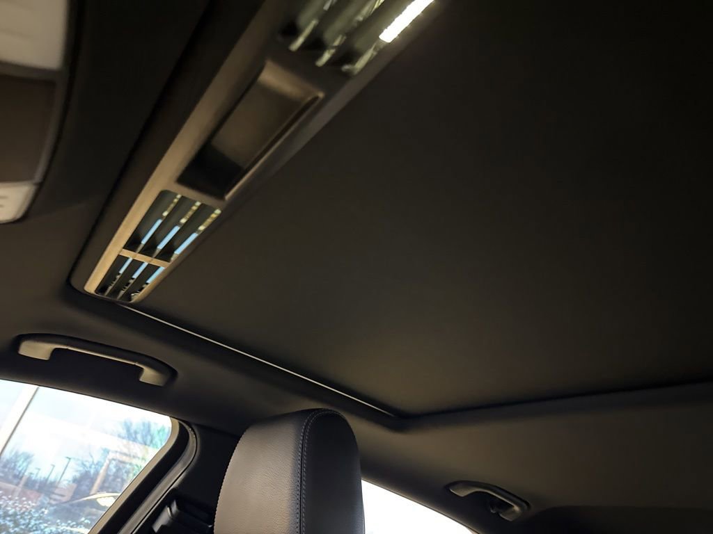 Used 2014 Mercedes-Benz E 350 4MATIC Sedan image 29