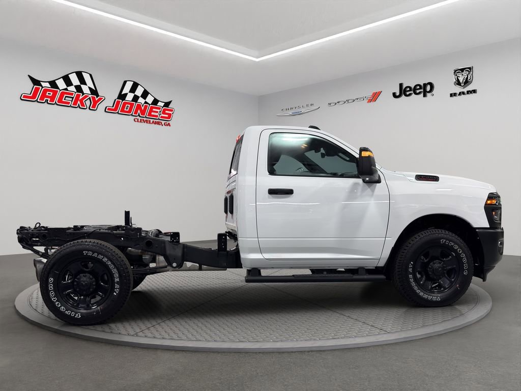 Used 2025 RAM 3500 Tradesman image 10