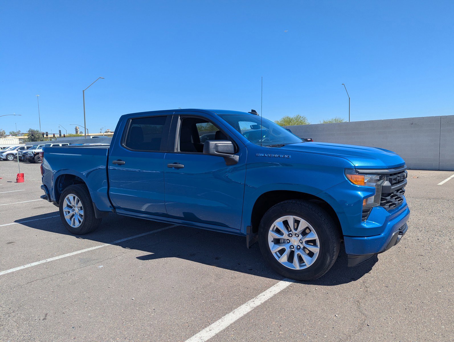 Used 2022 Chevrolet Silverado 1500 Custom image 6