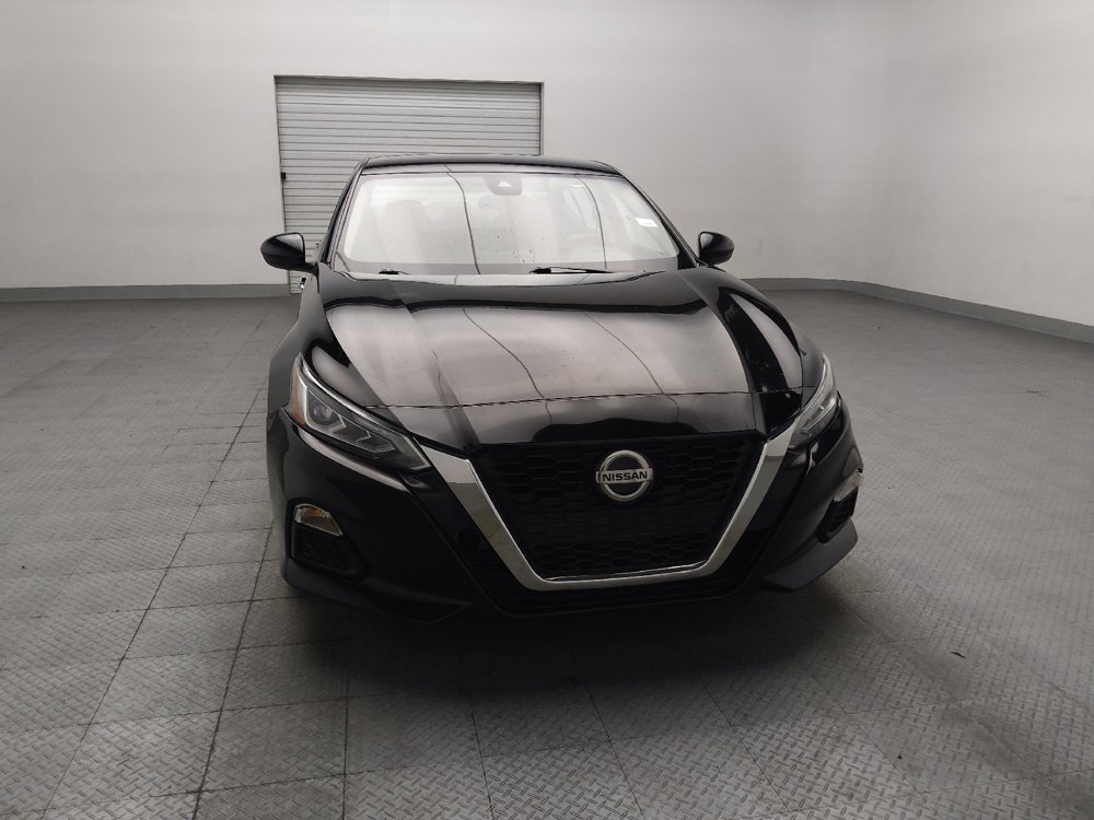 Used 2022 Nissan Altima 2.5 SV FWD image 14