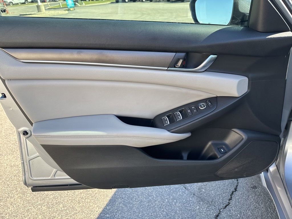 Used 2018 Honda Accord LX image 26