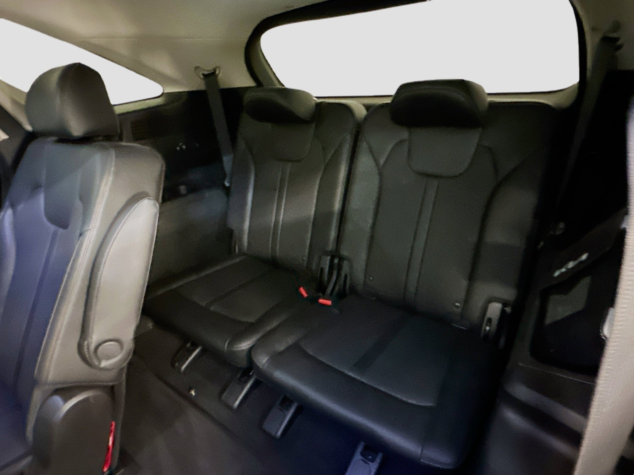 Used 2022 Kia Sorento SX image 31