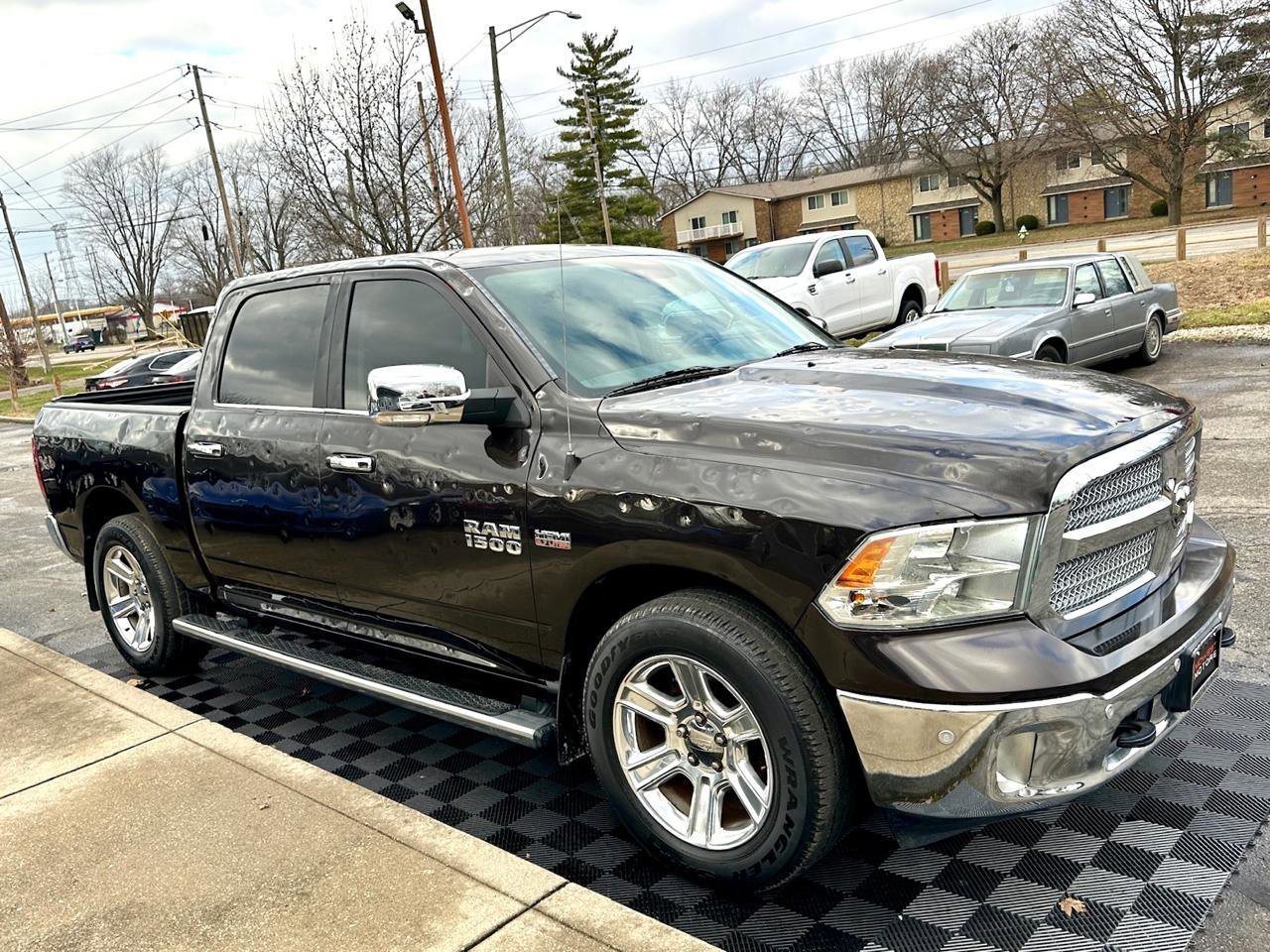 Used 2017 RAM 1500 Lone Star RWD image 1