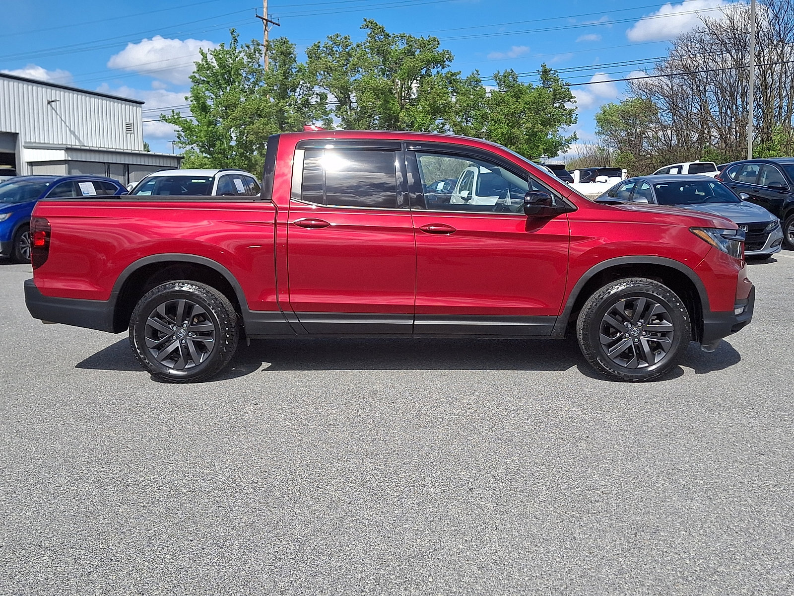 Used 2023 Honda Ridgeline Sport image 7